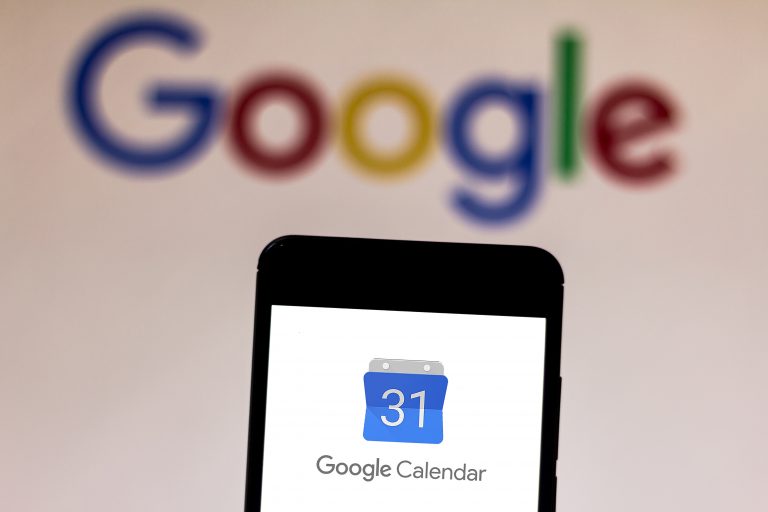 Google adds one-button group chats for Calendar meetings