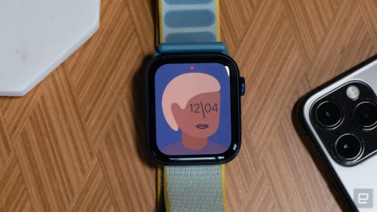 Apple leads the way as smartwatches dominate the wearable band market