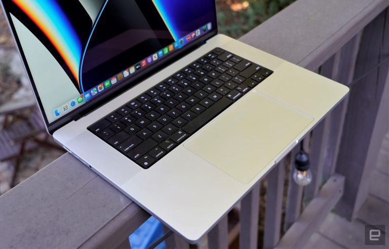 Mac revenue hit an all-time high last quarter, even without new MacBook Pros