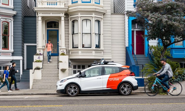 GM’s Cruise begins offering driverless taxi rides in San Francisco