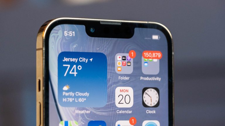 Apple will make it easier to replace an iPhone 13 screen without breaking Face ID