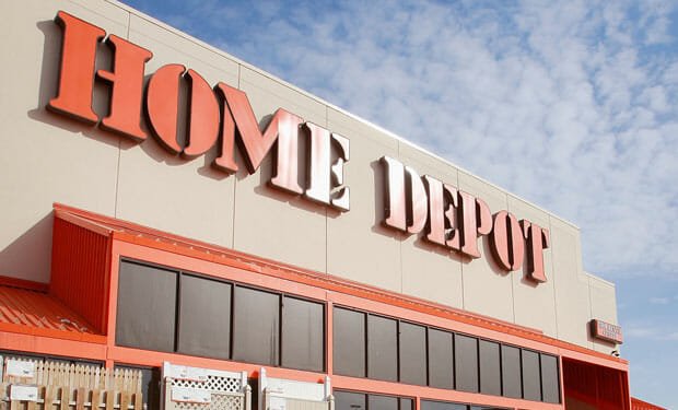 Looters Attack Los Angeles-Area Home Depot and Bottega Veneta on Black Friday