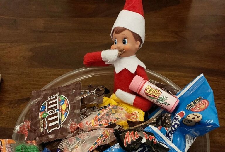 ACLU Attacks ‘Elf on a Shelf,’ Says the Holiday Toy is ‘Not Healthy’