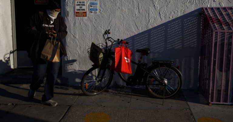 What It’s Really Like to Work for Postmates and Doordash