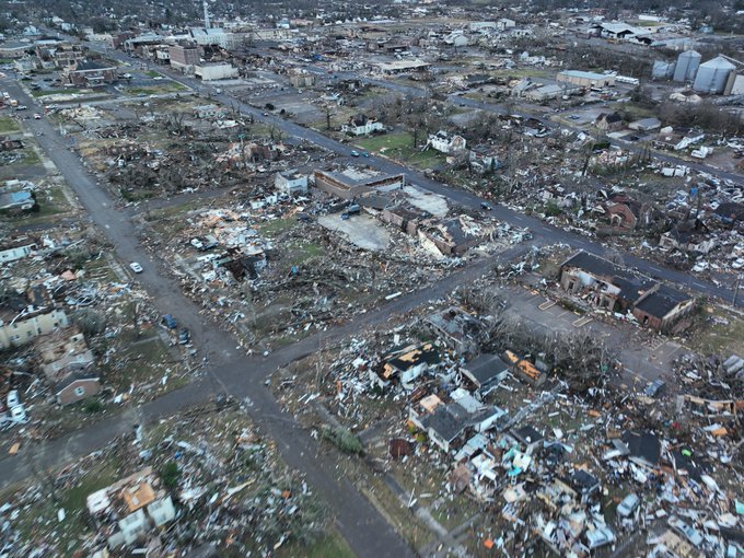 Over 100 Feared Dead in Kentucky After Tornadoes Rip Through Heartland