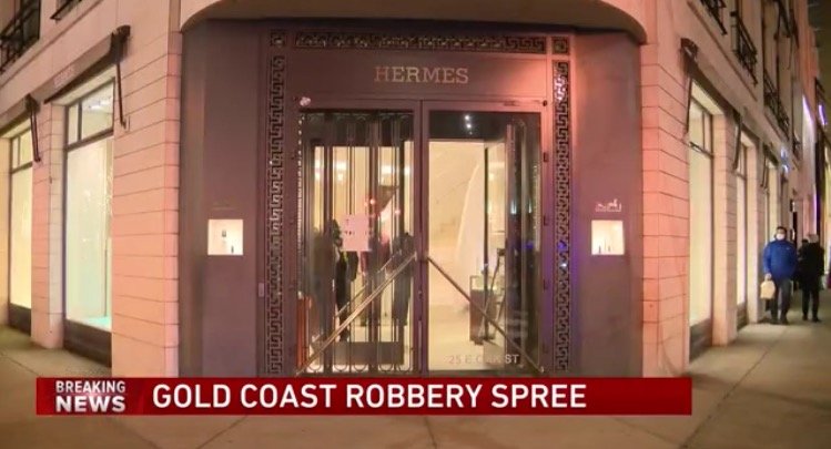Smash-and-Grab Thieves Attack, Pepper-Spray Security Guard During Raids on Prada and Hermès Stores in Chicago