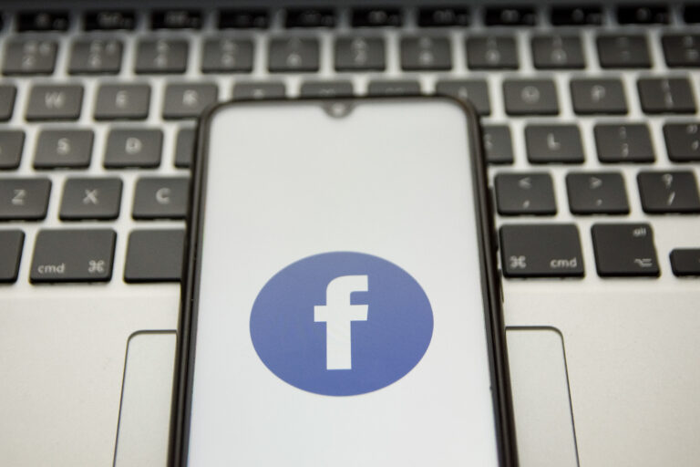 Facebook blocks Russian state media from running ads