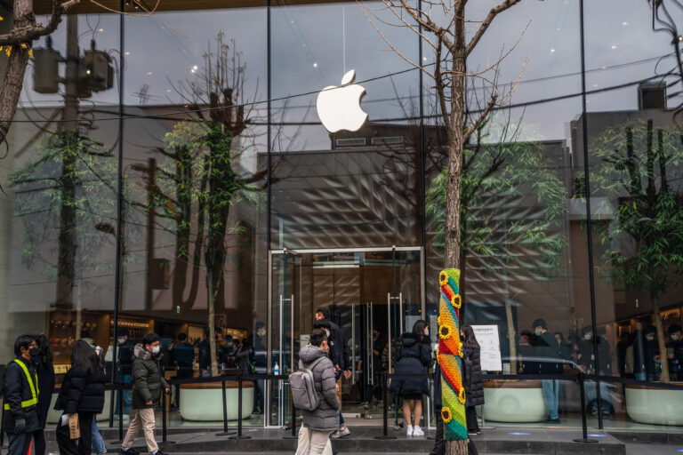 Apple will allow third-party payments for apps in South Korea