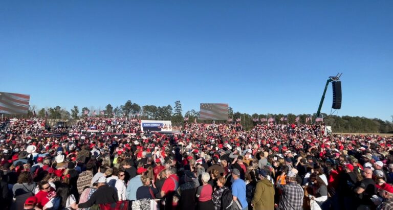 TENS OF THOUSANDS Turn Out Early For President Trump in Conroe, Texas for 7 PM Central