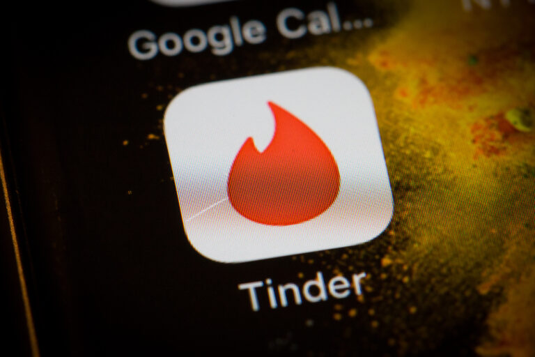 Tinder’s upcoming ‘Swipe Party’ feature lets friends help you choose dates