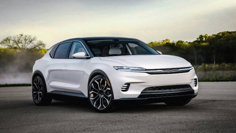 Chrysler’s first concept EV could offer up to 400 miles of range