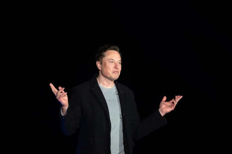 Elon Musk accuses SEC of conducting a ‘harassment campaign’