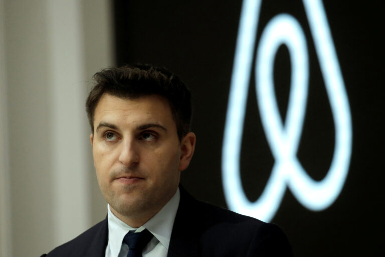 Airbnb is suspending its operations in Russia and Belarus