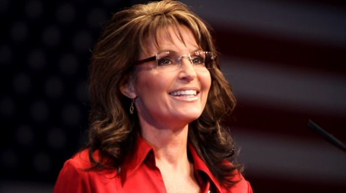 Support Rolls In For Sarah Palin After Trump Endorses Her For Congress