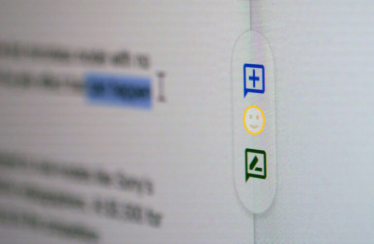 Google Docs now offers emoji reactions
