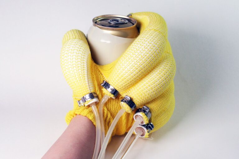 Scientists ‘knit’ soft robotic wearables for easier design and fabrication