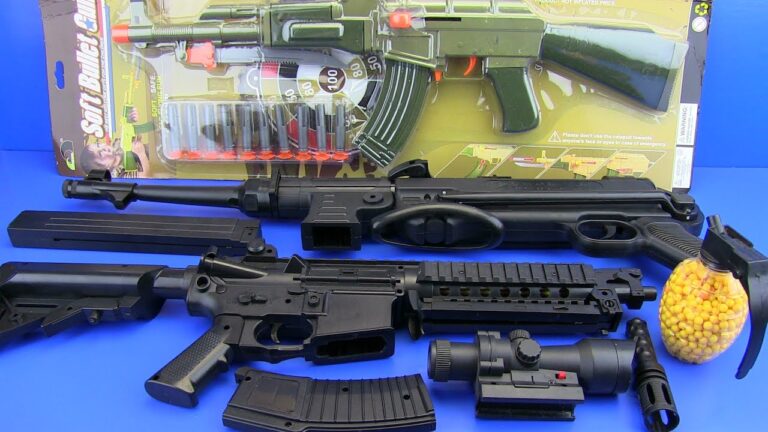 GUNS TOYS FOR KIDS ! Military Guns Video for Kids SURPRISE TOYS !!
